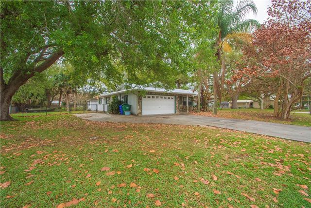 697 Barber Street, Sebastian, FL 32958