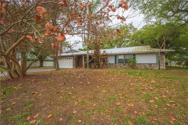 697 Barber Street, Sebastian, FL 32958