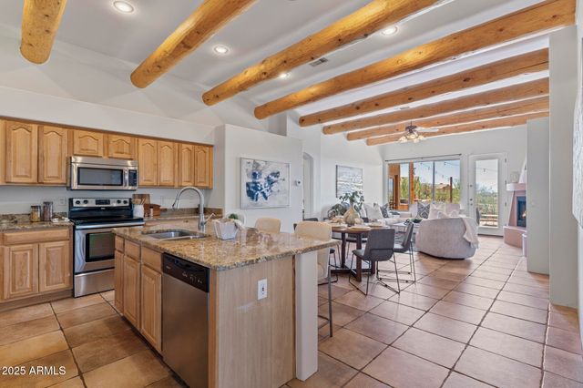 509 E SECO Place, Phoenix, AZ 85086