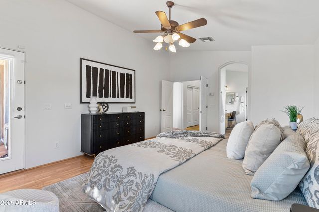 509 E SECO Place, Phoenix, AZ 85086