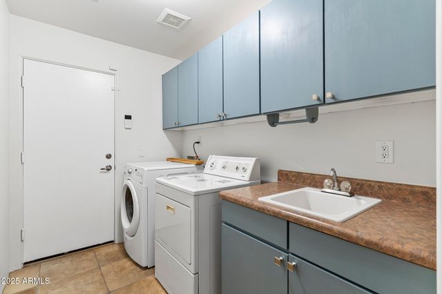 509 E SECO Place, Phoenix, AZ 85086