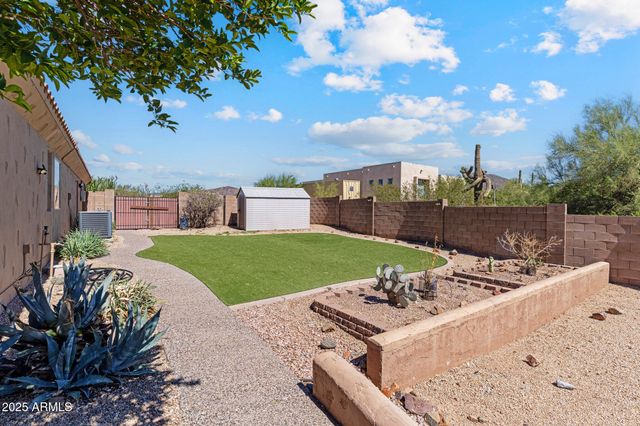 509 E SECO Place, Phoenix, AZ 85086