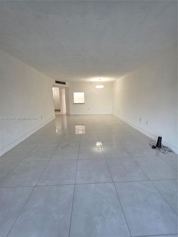 1351 NE 191st St E420, Miami, FL 33179