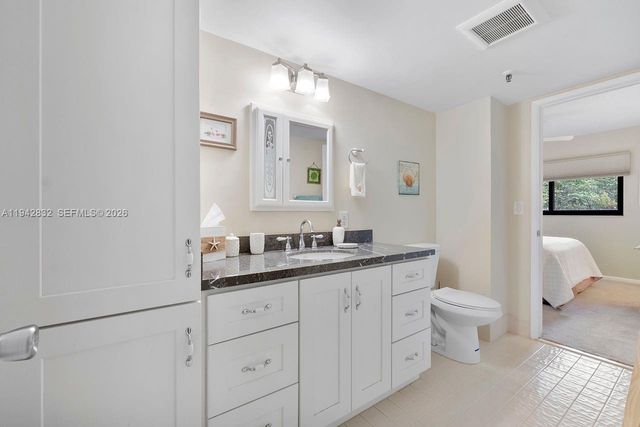 2200 S Cypress Bend Drive 406, Pompano Beach, FL 33069