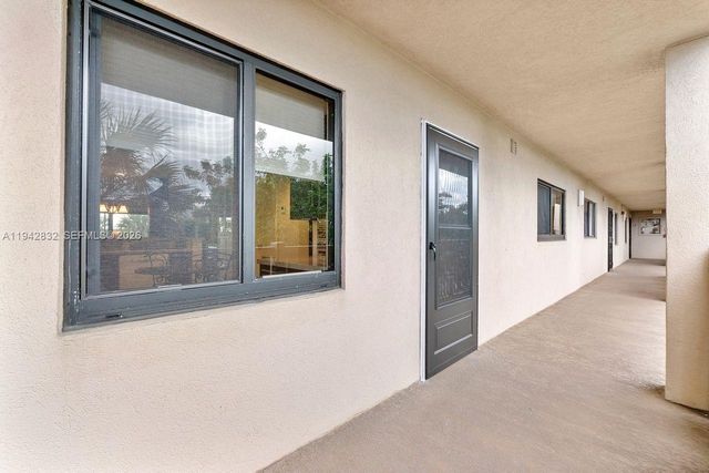 2200 S Cypress Bend Drive 406, Pompano Beach, FL 33069