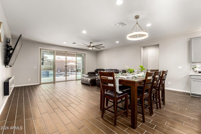 12515 W TUCKEY Lane, Glendale, AZ 85307