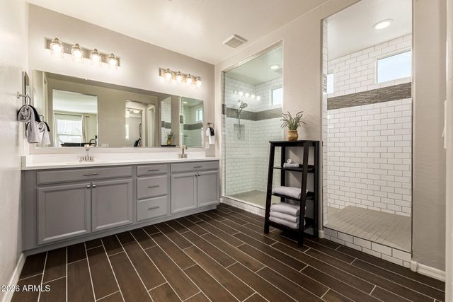 12515 W TUCKEY Lane, Glendale, AZ 85307