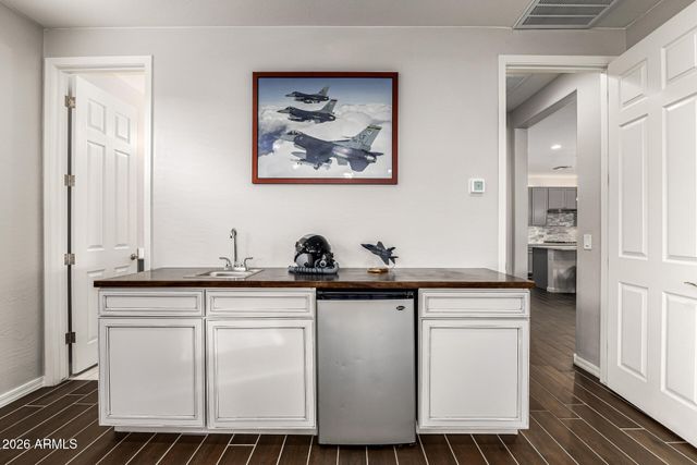 12515 W TUCKEY Lane, Glendale, AZ 85307