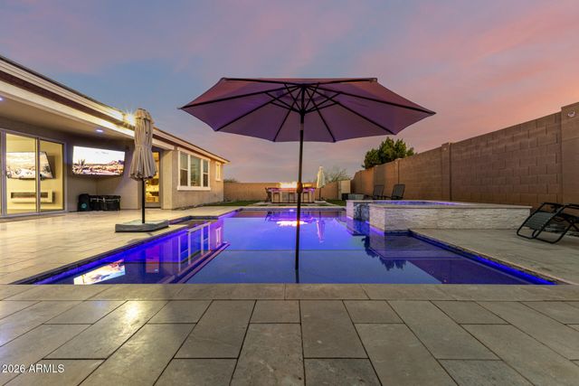 12515 W TUCKEY Lane, Glendale, AZ 85307