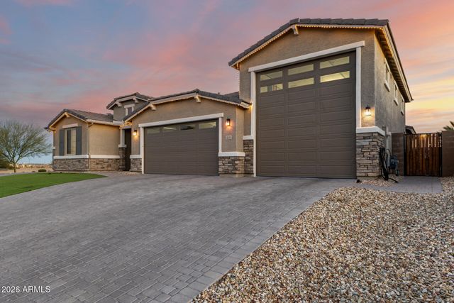 12515 W TUCKEY Lane, Glendale, AZ 85307