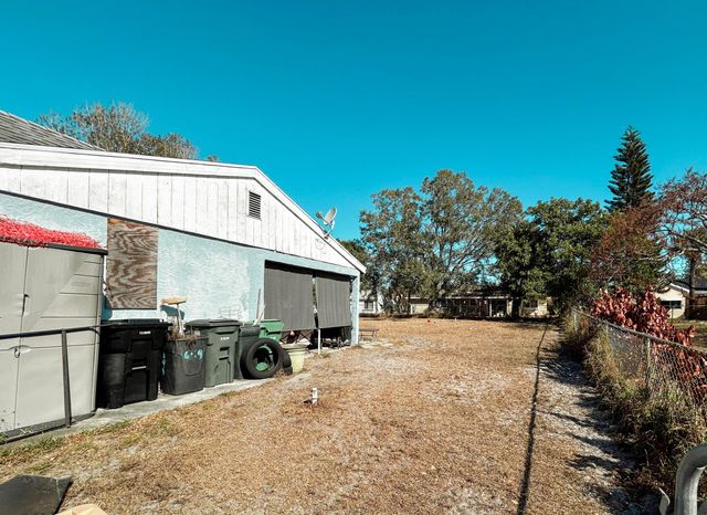 649 SW Everett Court, Port St. Lucie, Port St Lucie, FL 34953