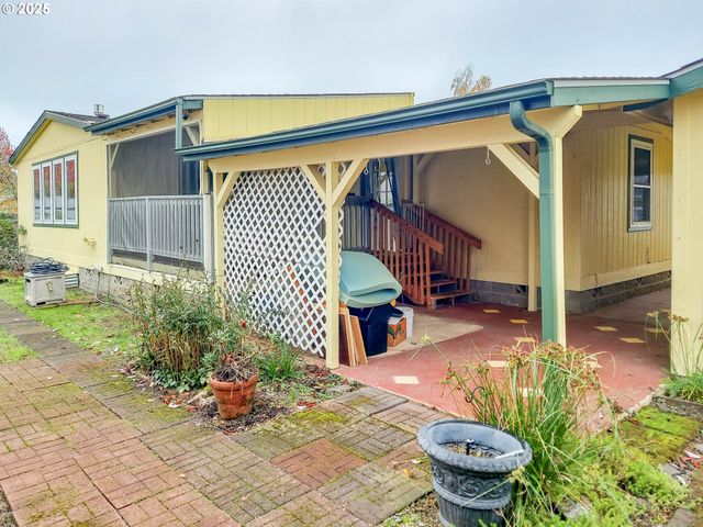 210 Nw TIMOTHY Ave, Winston, OR 97496