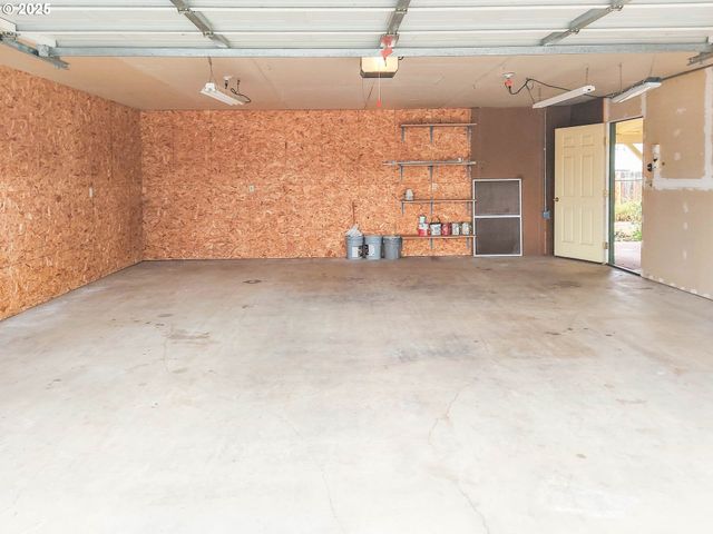 210 Nw TIMOTHY Ave, Winston, OR 97496