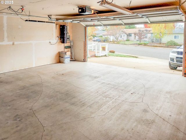 210 Nw TIMOTHY Ave, Winston, OR 97496