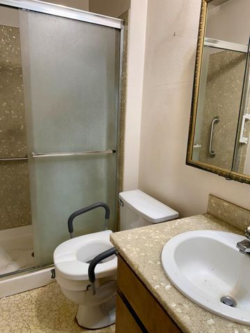 1264 Parkview St, Manteca, CA 95337