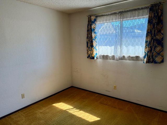 1264 Parkview St, Manteca, CA 95337