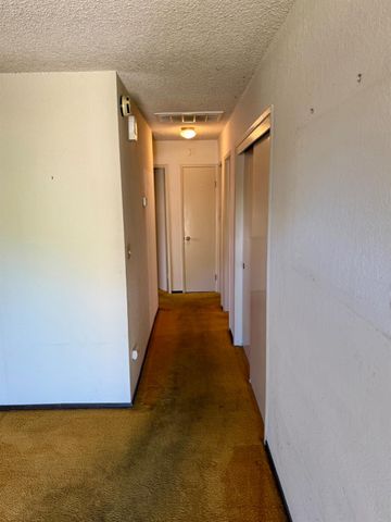 1264 Parkview St, Manteca, CA 95337