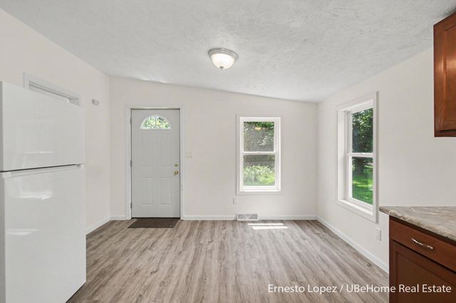 1465 64th Street, Fennville, MI 49408
