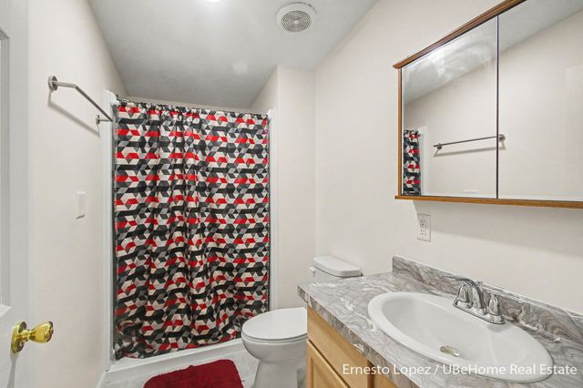1465 64th Street, Fennville, MI 49408