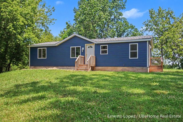 1465 64th Street, Fennville, MI 49408