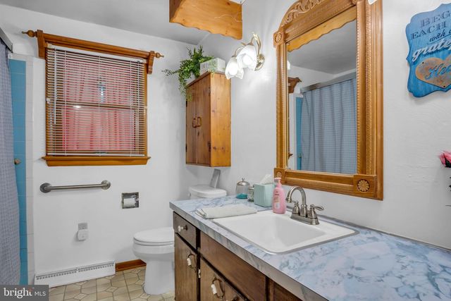 135 HEMLER DR, Hanover, PA 17331