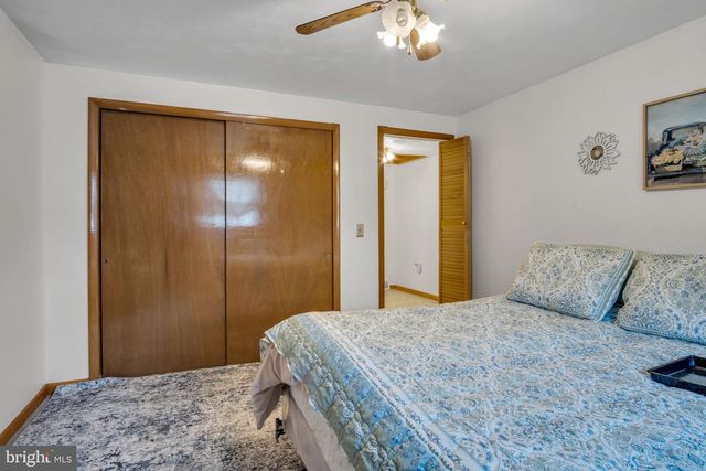 135 HEMLER DR, Hanover, PA 17331