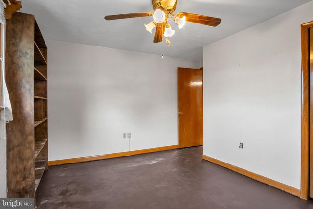 135 HEMLER DR, Hanover, PA 17331