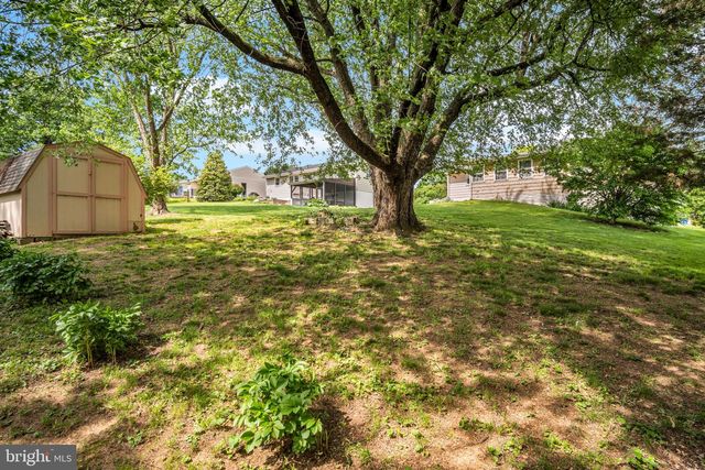 135 HEMLER DR, Hanover, PA 17331