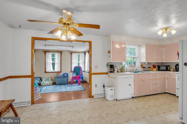 135 HEMLER DR, Hanover, PA 17331