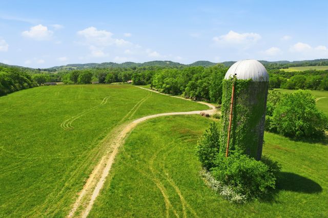 8931 Horton Hwy, College Grove, TN 37046