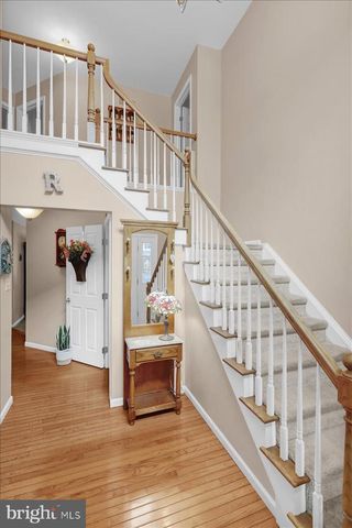 6 LENAPE DR, Morgantown, PA 19543