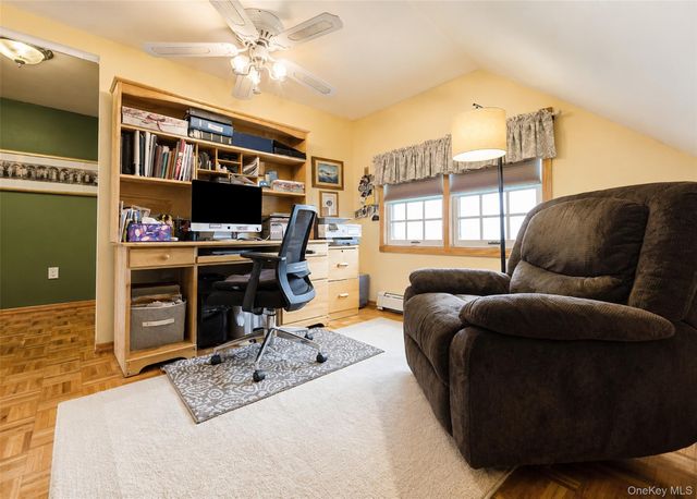 823 5th Street, West Babylon, NY 11704