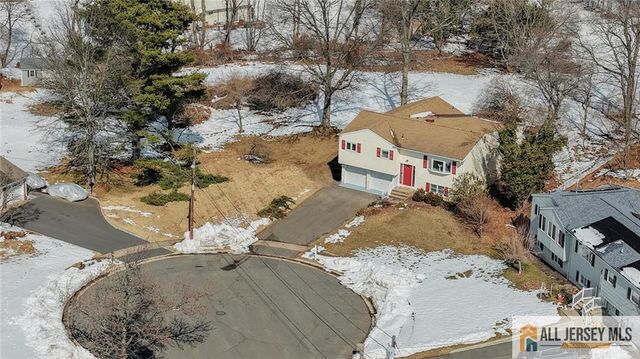 9 Nye Court, Piscataway, NJ 08854