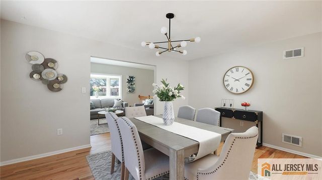 9 Nye Court, Piscataway, NJ 08854