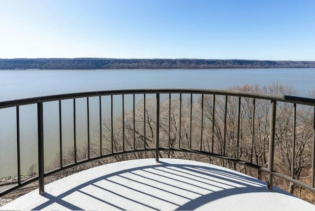 2521 Palisade Ave Apt 8C, New York City, NY 10463