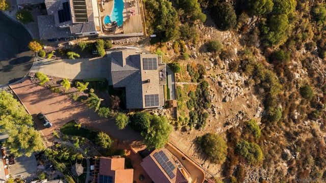 15107 La Plata Court, Ramona, CA 92065