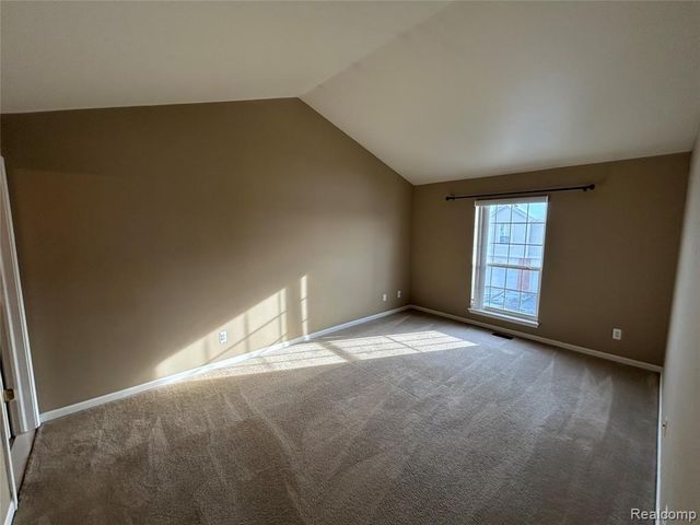 51652 Hale Lane, New Baltimore, MI 48051