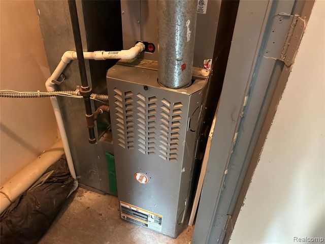 51652 Hale Lane, New Baltimore, MI 48051