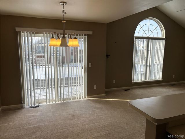 51652 Hale Lane, New Baltimore, MI 48051