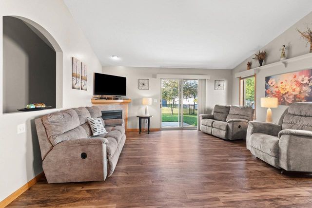 420 W ELM DRIVE, Little Chute, WI 54140