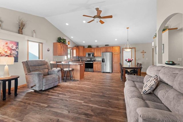 420 W ELM DRIVE, Little Chute, WI 54140