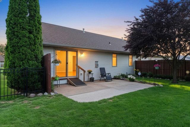 420 W ELM DRIVE, Little Chute, WI 54140