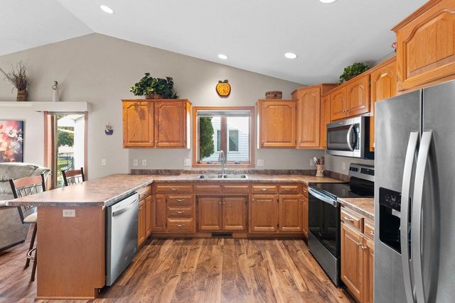 420 W ELM DRIVE, Little Chute, WI 54140