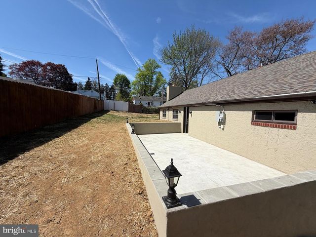 249 HILL AVE, Horsham, PA 19044