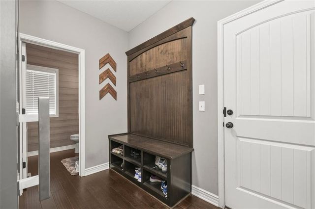 839 Creekmoor Pond Lane, Raymore, MO 64083