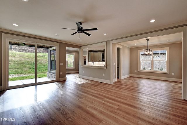 174 Boones Station Road, Johnson City, TN 37615