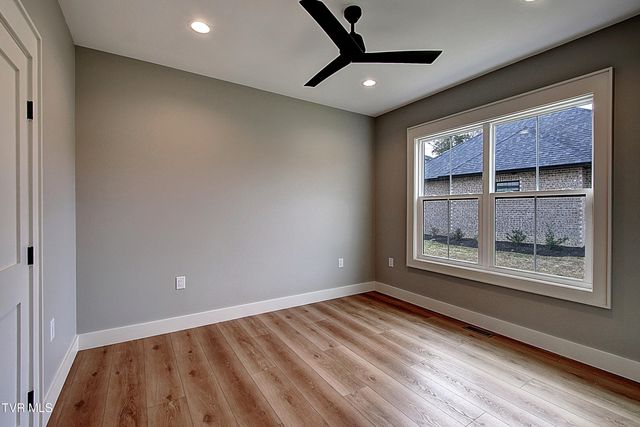 174 Boones Station Road, Johnson City, TN 37615