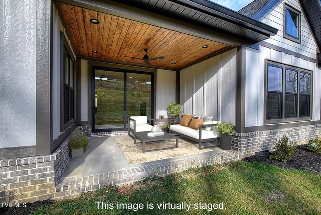 174 Boones Station Road, Johnson City, TN 37615