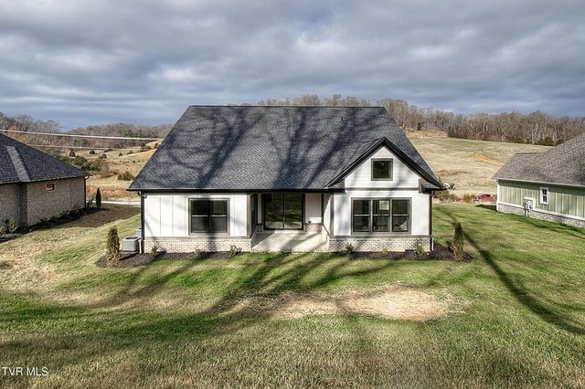 174 Boones Station Road, Johnson City, TN 37615