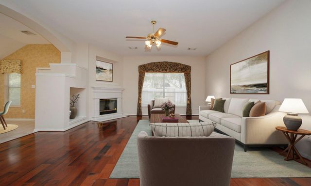 1114 Bringewood Chase Drive, Spring, TX 77379